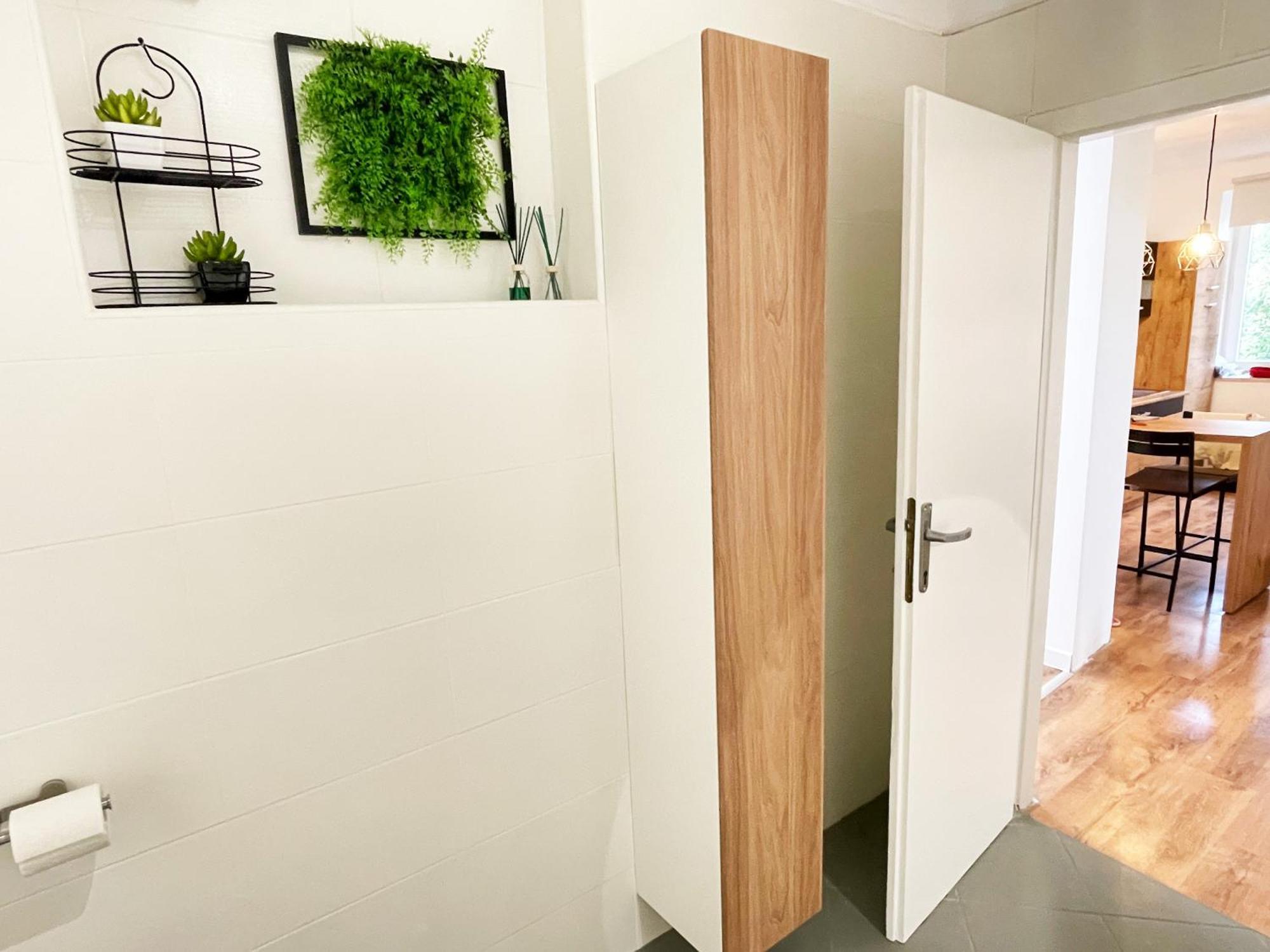 Cute Apartment In Rijeka Near Beach With Parking Exterior photo